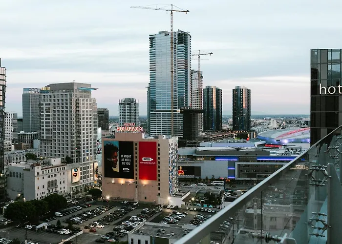 Lavish High-Rise 2Bed Apt In The Hearth Of Downtown La